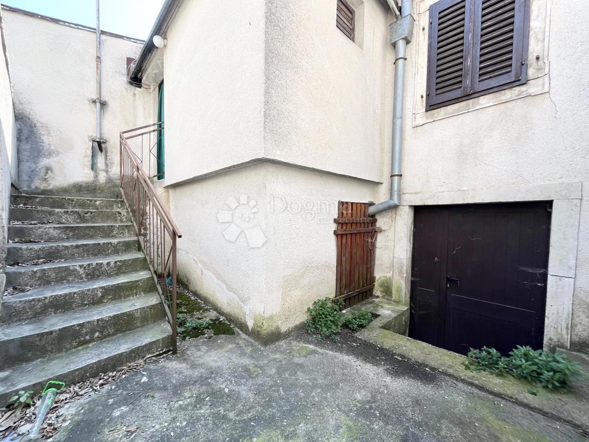 Casa Buje, Buje, Buje, Istarska županija, 200m2