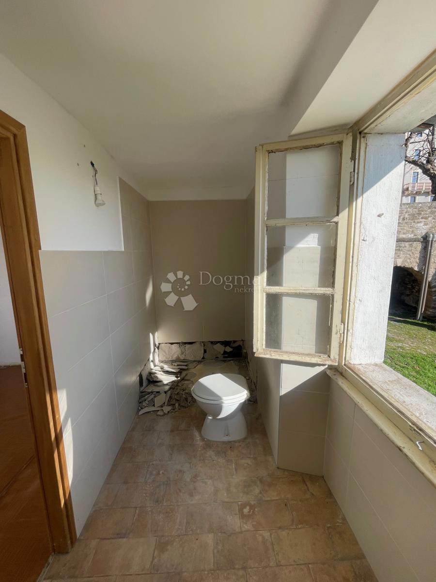 Casa Buje, Buje, Buje, Istarska županija, 200m2