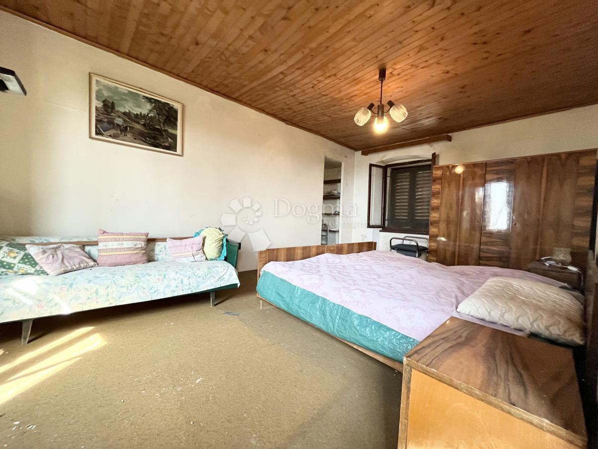 Casa Buje, Buje, Buje, Istarska županija, 200m2