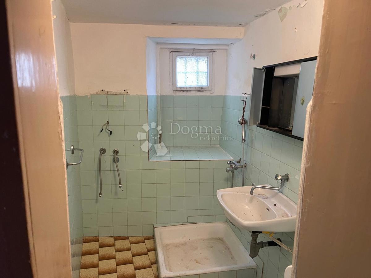 Casa Buje, Buje, Buje, Istarska županija, 200m2