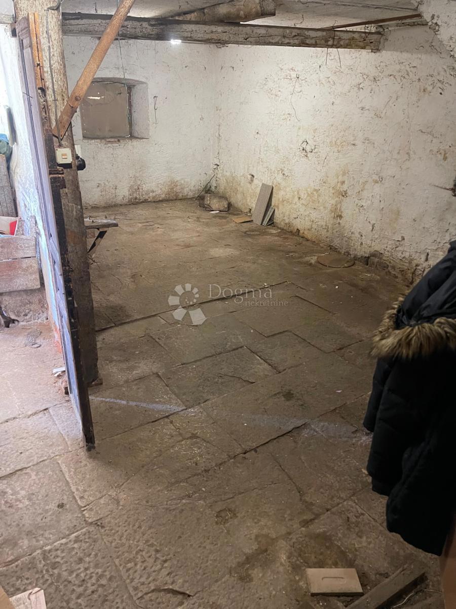 Casa Buje, Buje, Buje, Istarska županija, 200m2