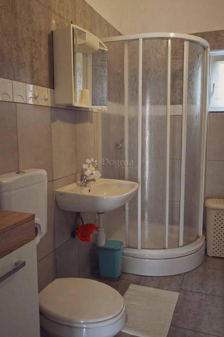 Casa Starigrad, 185m2