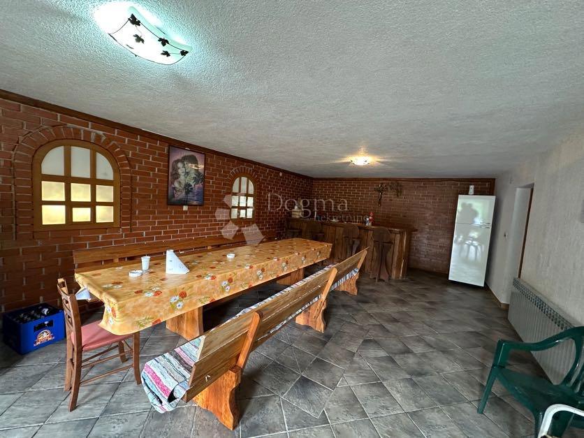 Casa Bužim, Gospić - Okolica, 11.000m2