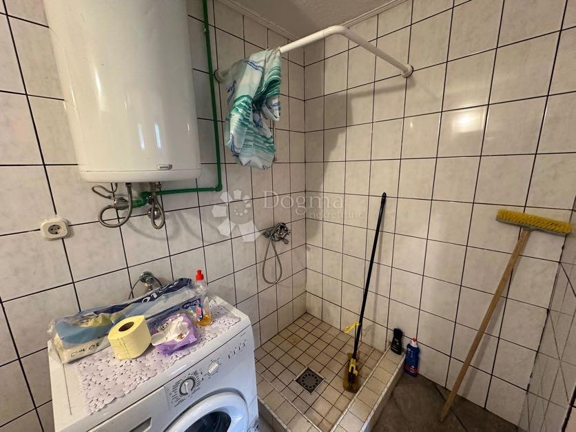 Casa Bužim, Gospić - Okolica, 11.000m2