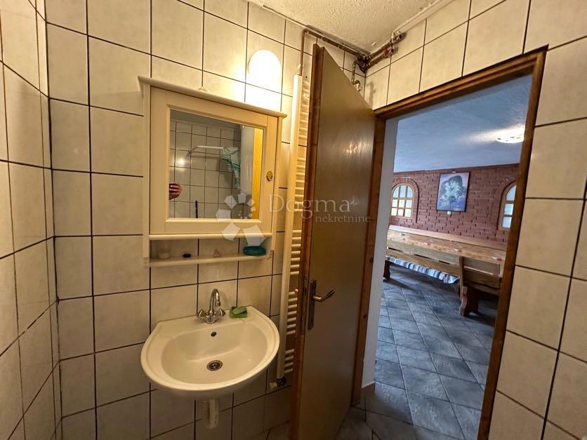 Casa Bužim, Gospić - Okolica, 11.000m2