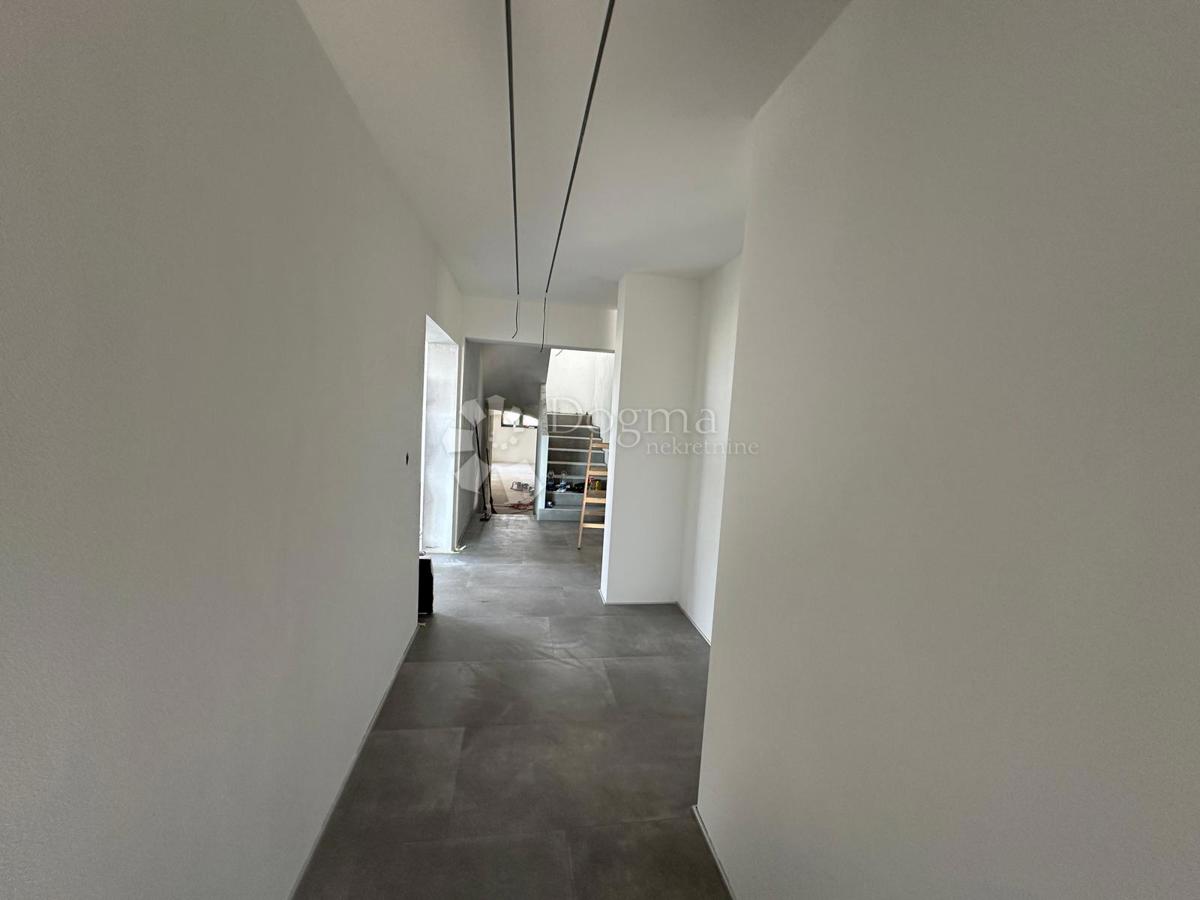 Casa Mulo, Vrsi, 183,40m2