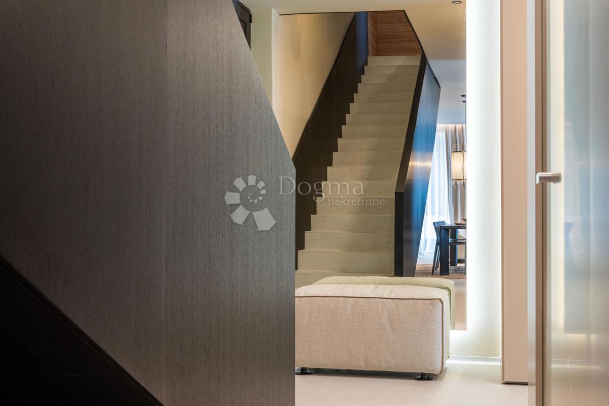 Villa esclusiva smart home, completamente attrezzata, con vista aperta