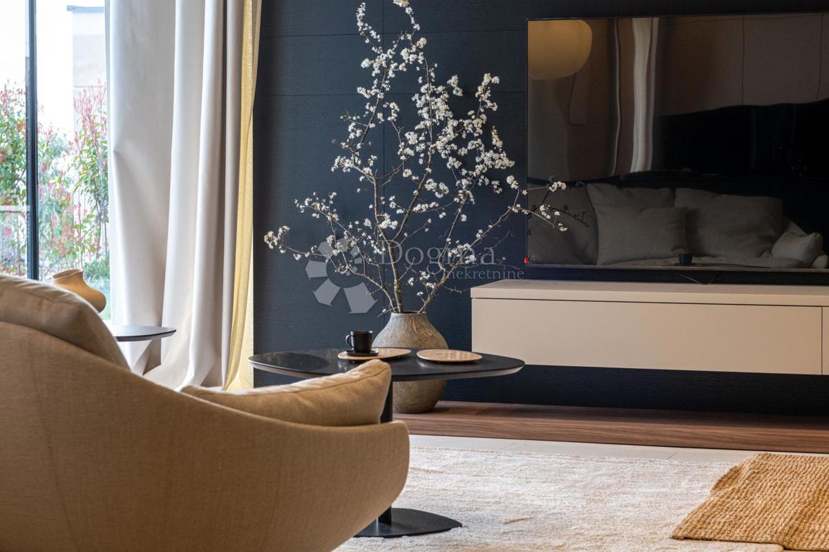 Villa esclusiva smart home, completamente attrezzata, con vista aperta