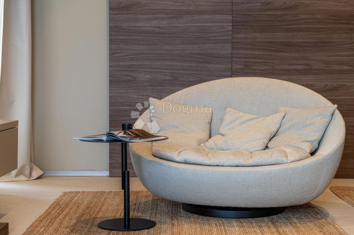 Villa esclusiva smart home, completamente attrezzata, con vista aperta