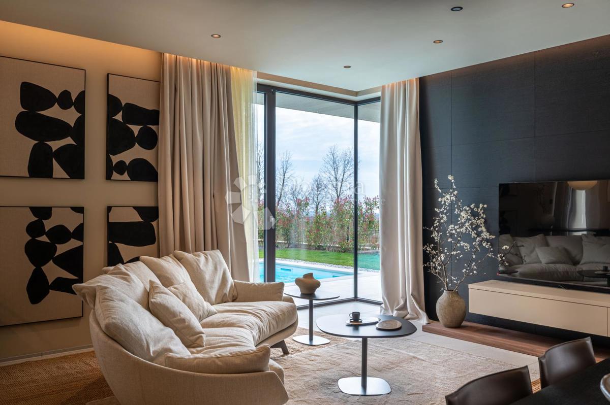 Villa esclusiva smart home, completamente attrezzata, con vista aperta