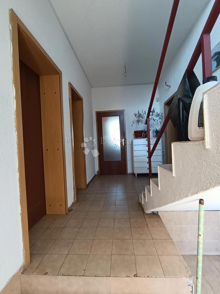 Casa Tenja, Osijek - Okolica, 238m2