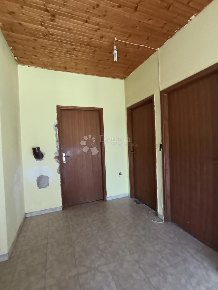 Casa Tenja, Osijek - Okolica, 238m2