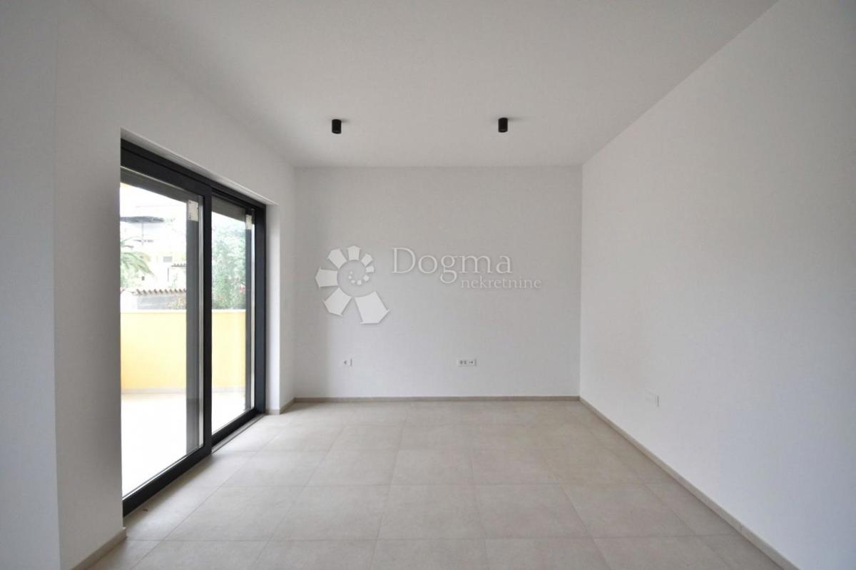 Allogio Štinjan, Pula, 73m2