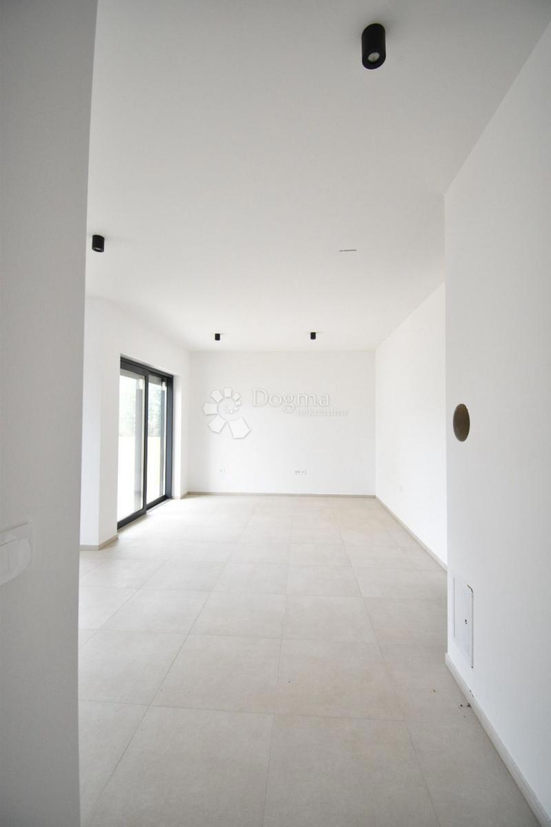Allogio Štinjan, Pula, 73m2