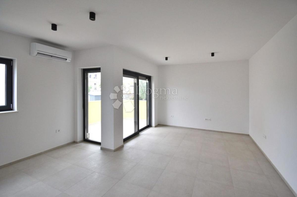 Allogio Štinjan, Pula, 73m2