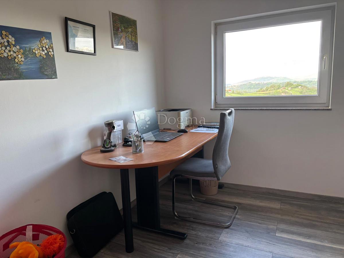 Casa Grana, Novi Marof, 379.405m2