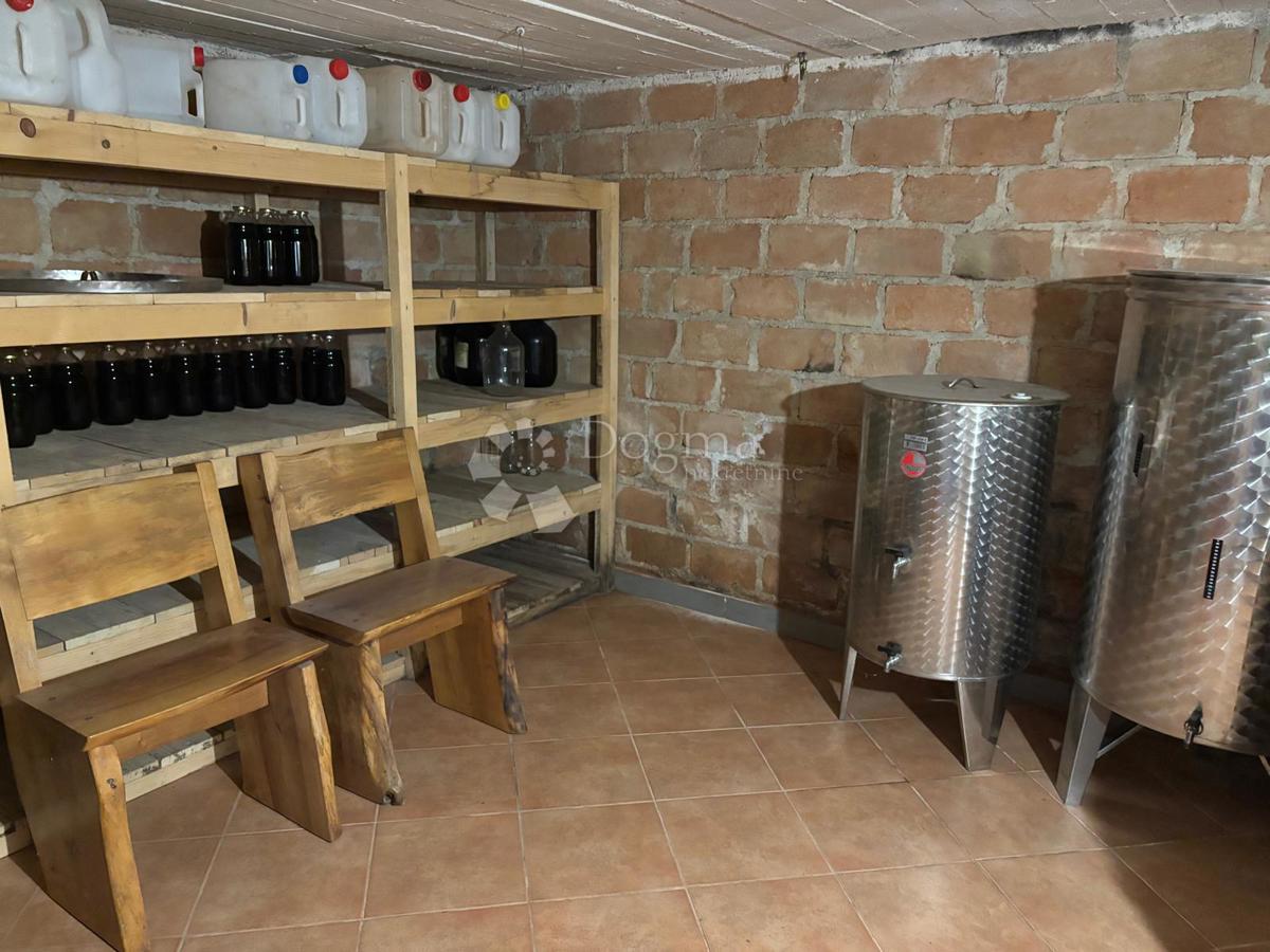 Casa Grana, Novi Marof, 379.405m2