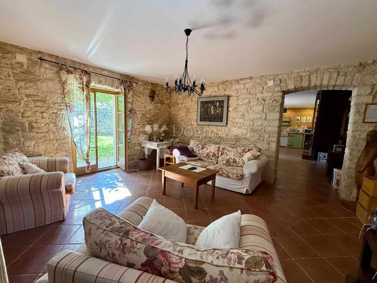 Bellezza tradizionale nel cuore dell'Istria