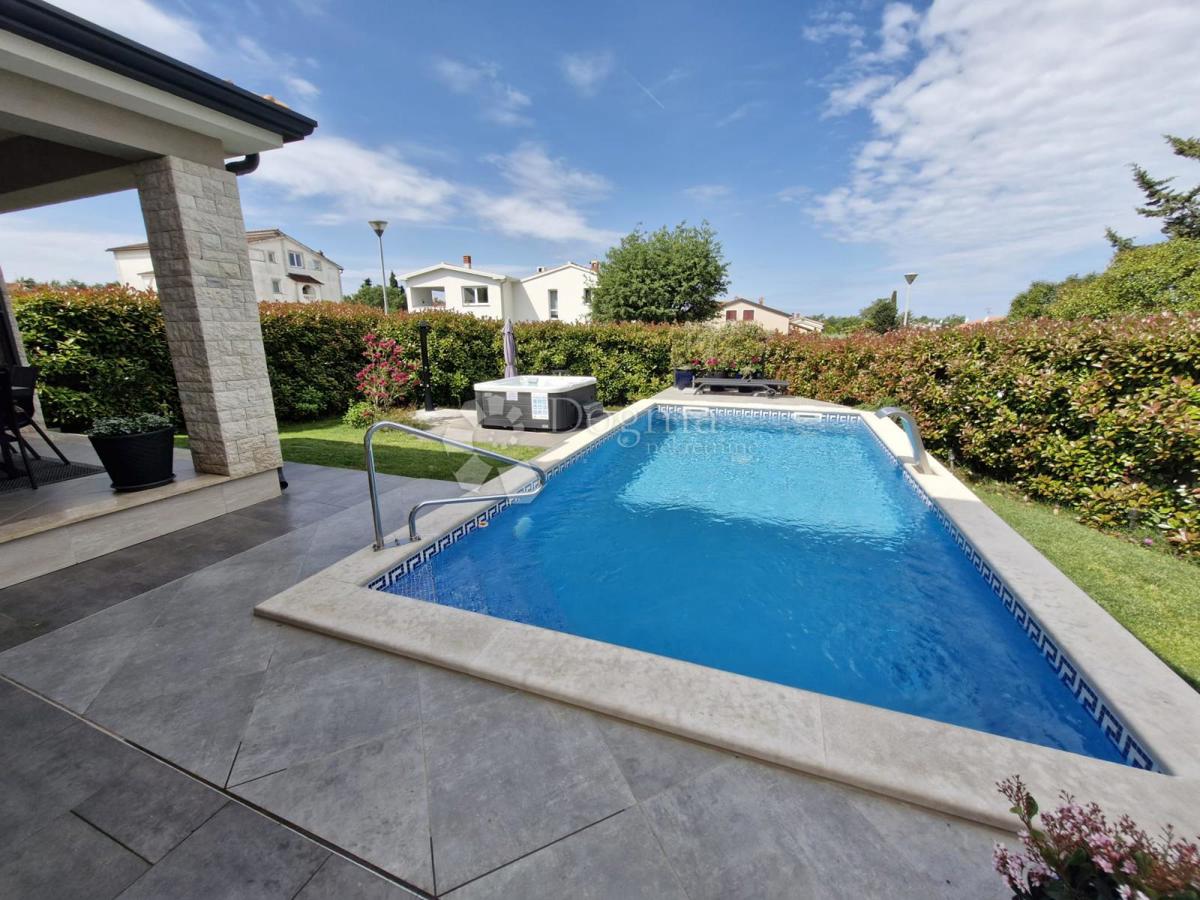 Casa Poreč, 320m2