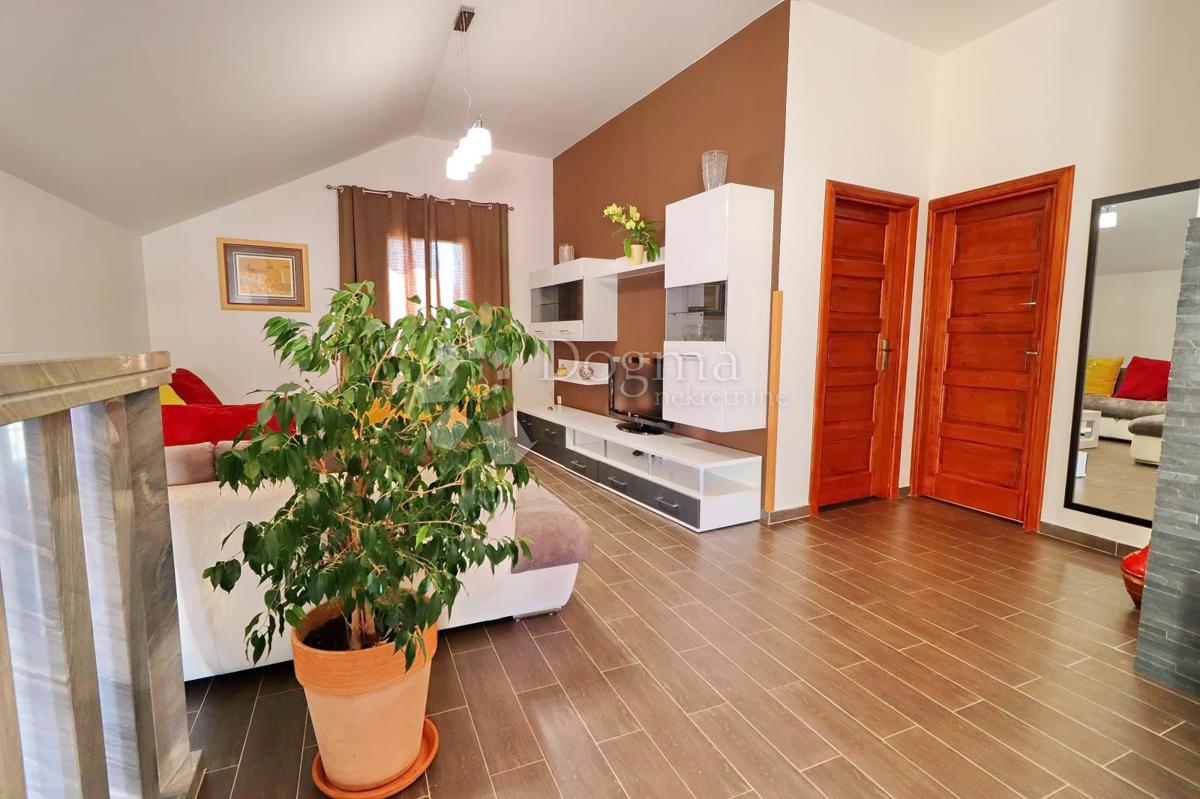 Casa Vela Luka, 252m2