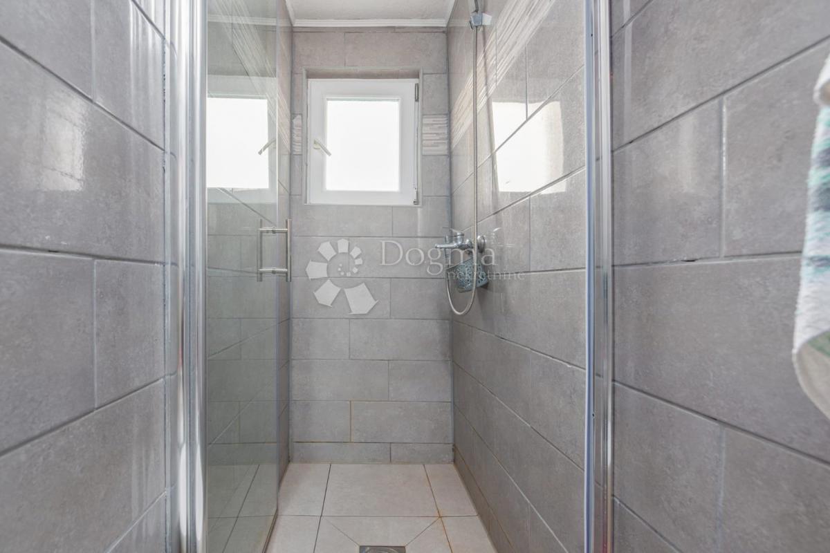 Casa Cesarica, Karlobag, 192m2