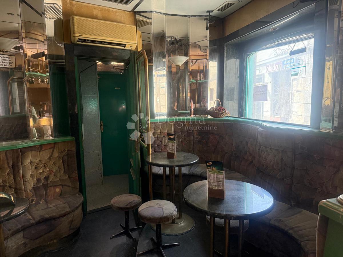 Locale commerciale Centar, Samobor, 74m2