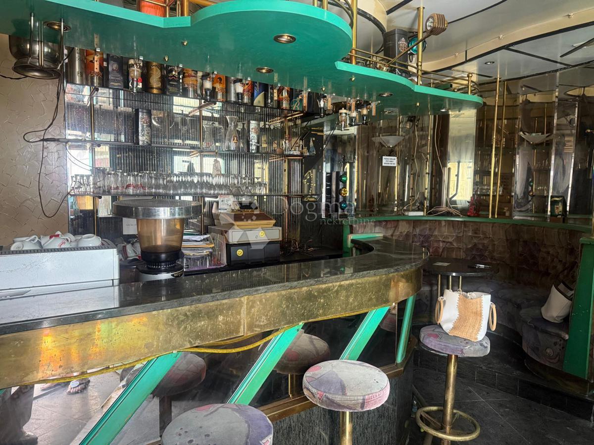 Locale commerciale Centar, Samobor, 74m2