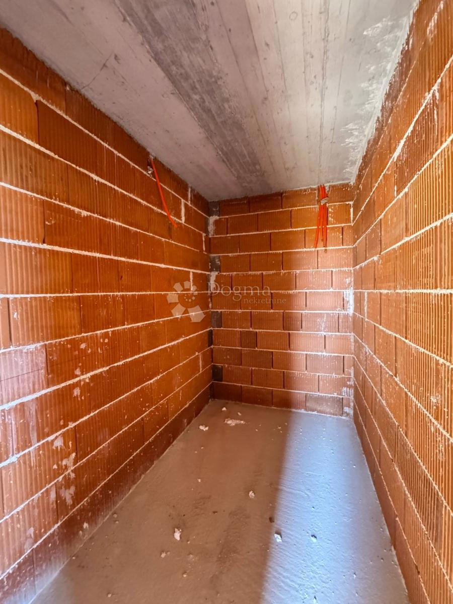 Allogio Valdebek, Pula, 79,36m2