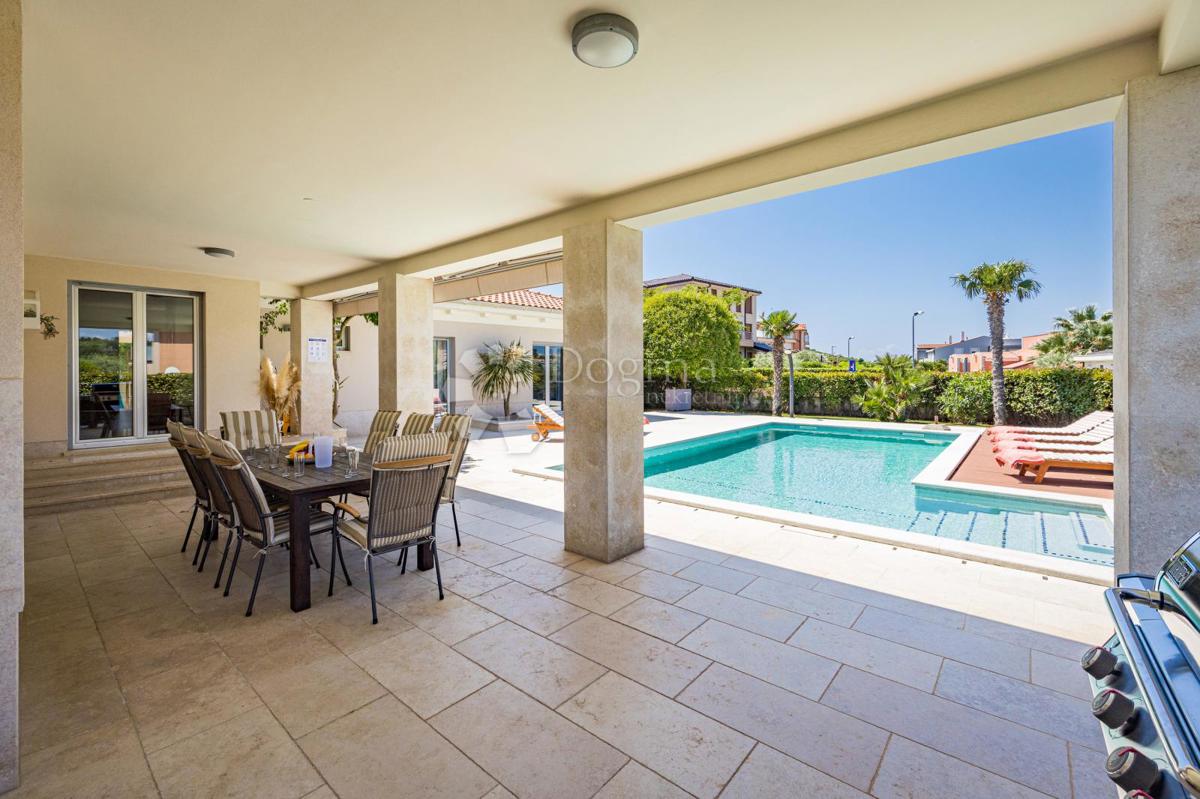 Villa di lusso vicino a marina Porto Volme