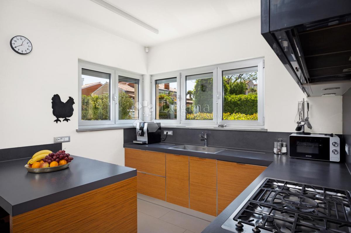 Villa di lusso vicino a marina Porto Volme