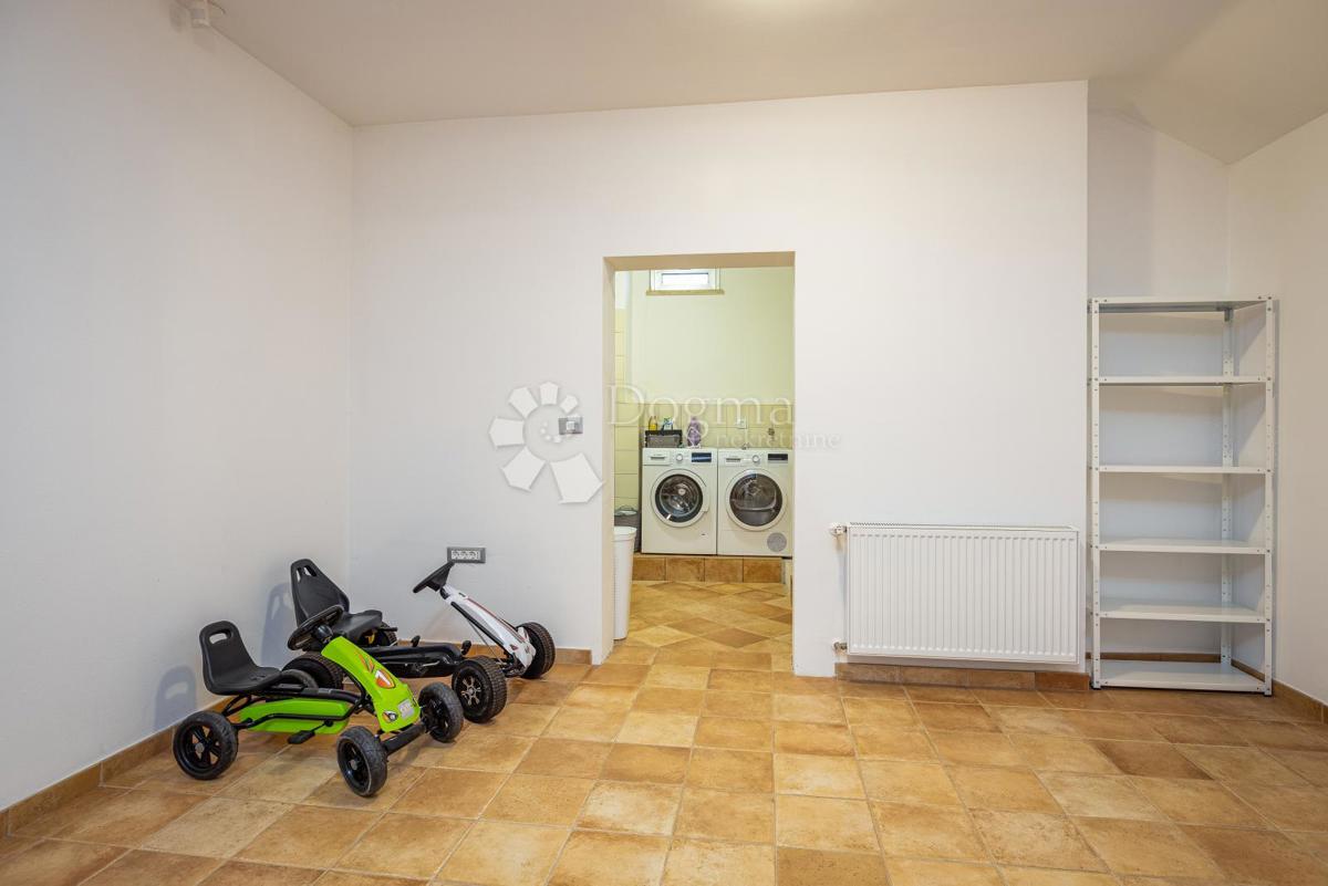 Villa di lusso vicino a marina Porto Volme