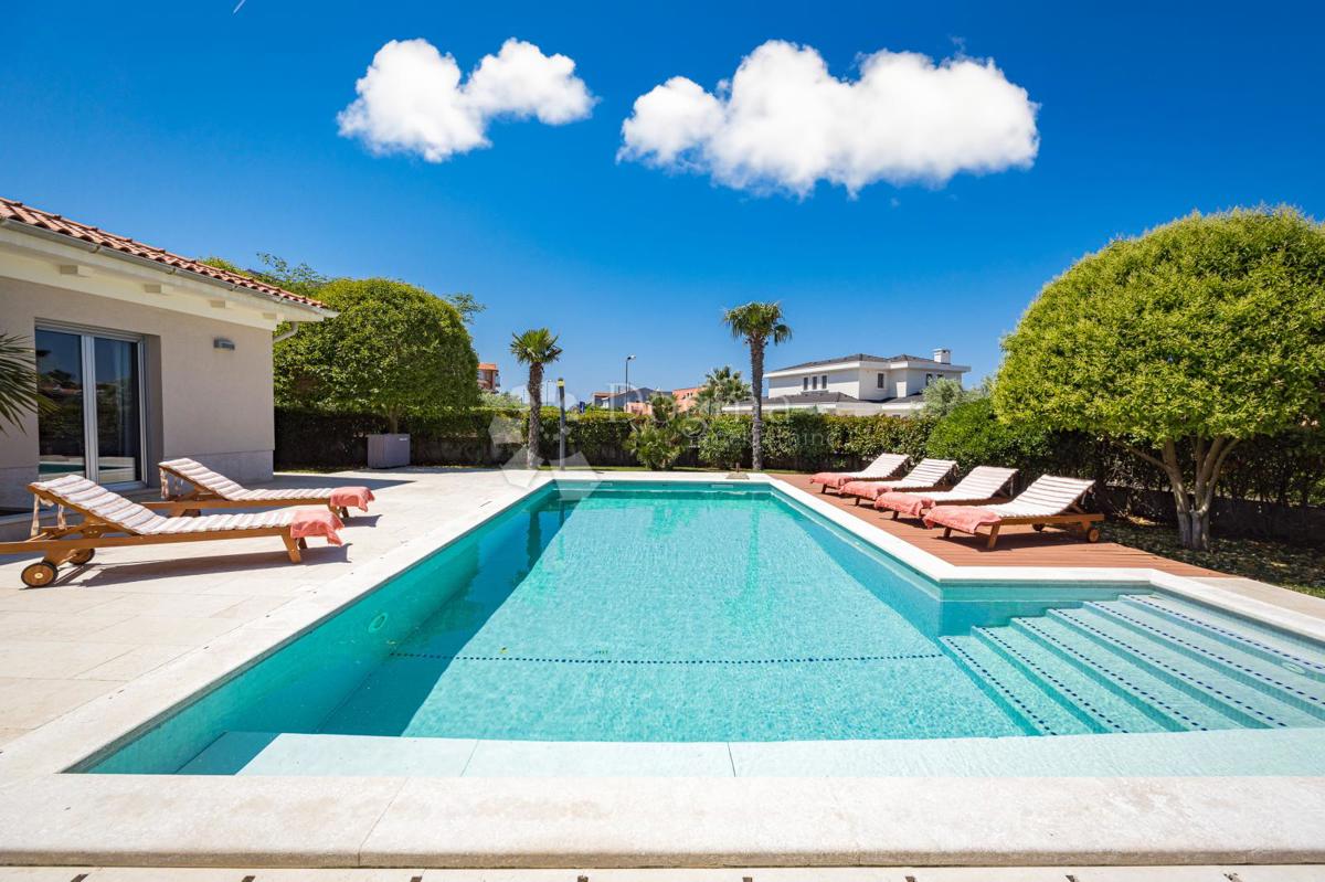 Villa di lusso vicino a marina Porto Volme