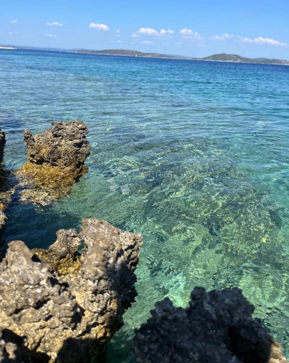 Terreno edificabile Žirje, Šibenik - Okolica, 43.000m2