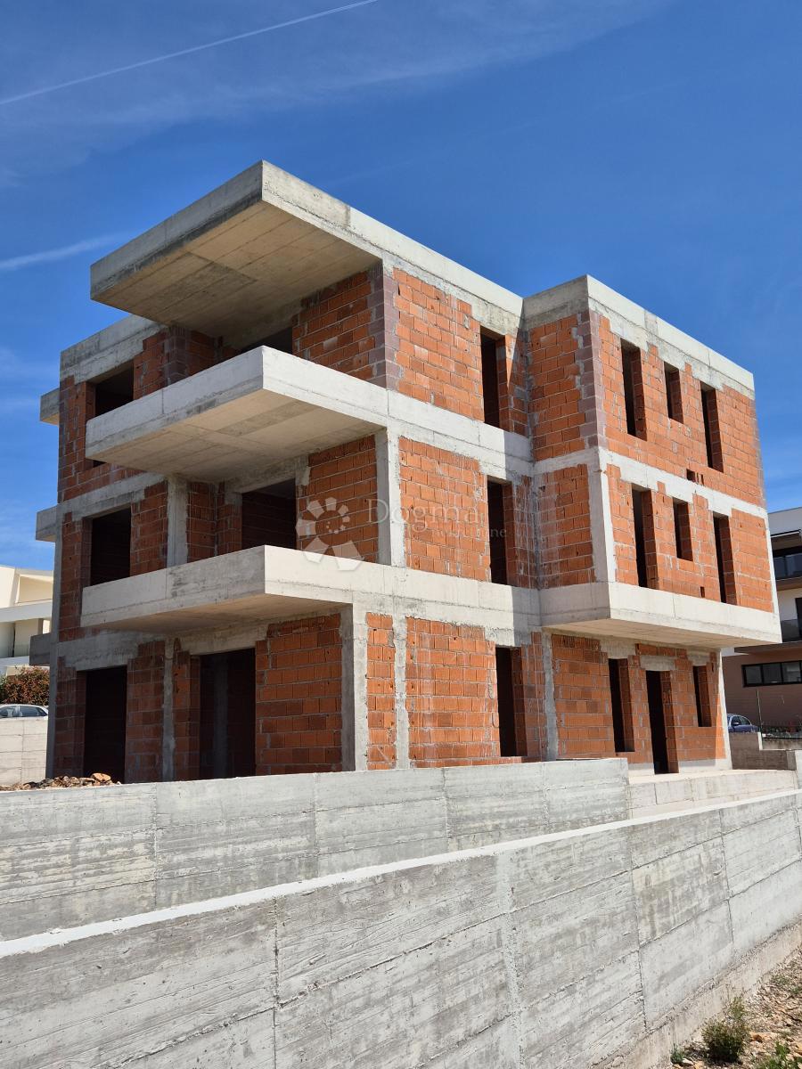 Allogio Crnica, Šibenik, 64,37m2