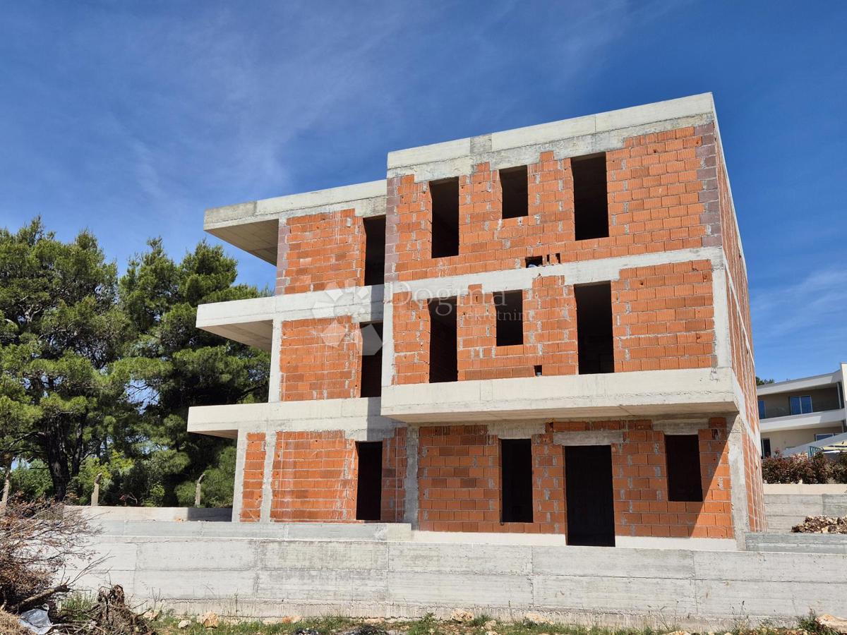 Allogio Crnica, Šibenik, 64,37m2