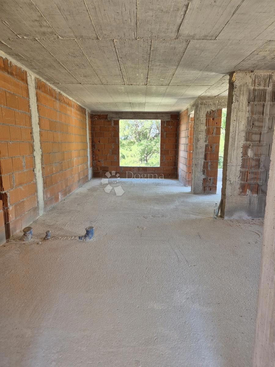 Allogio Crnica, Šibenik, 64,37m2