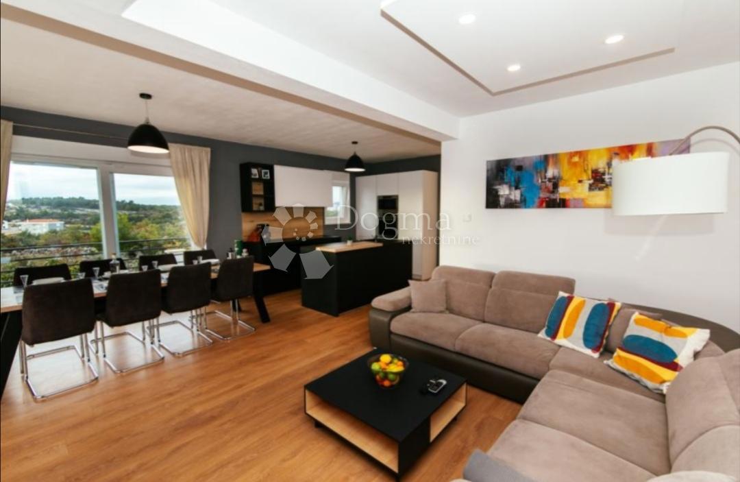 Casa Brodarica, Šibenik - Okolica, 225m2