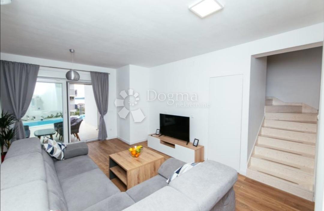 Casa Brodarica, Šibenik - Okolica, 225m2