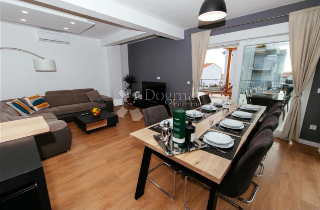 Casa Brodarica, Šibenik - Okolica, 225m2