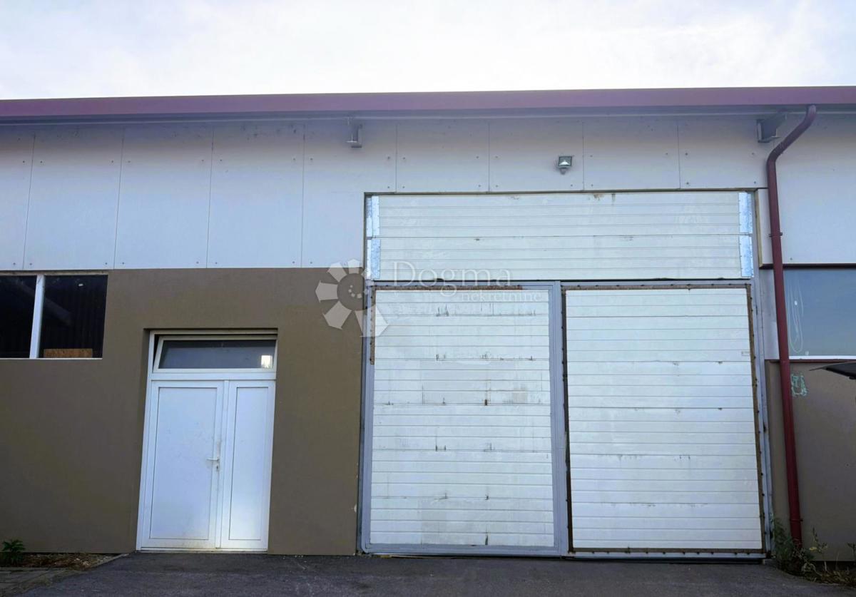Locale commerciale Sveta Marija, 6.406m2