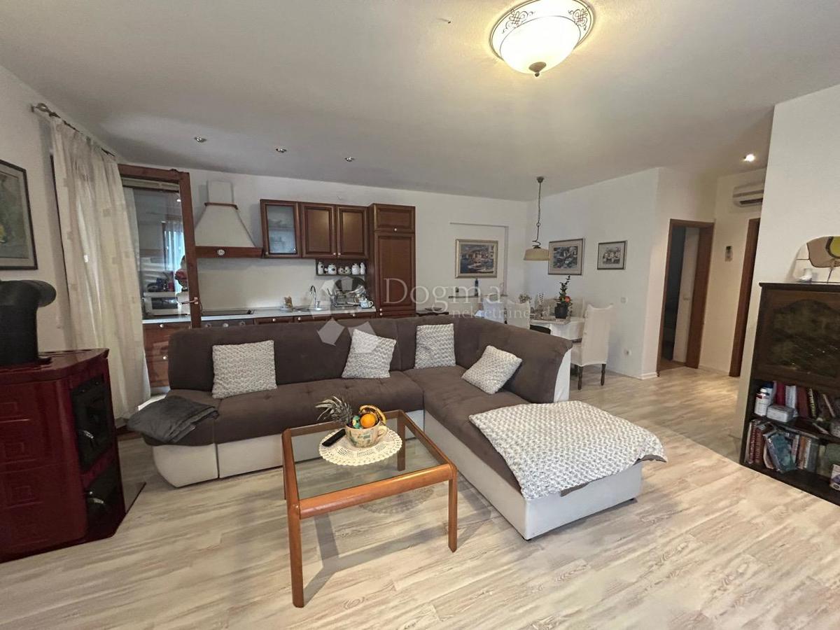 Appartamento Kremenići, Malinska-Dubašnica, 72m2