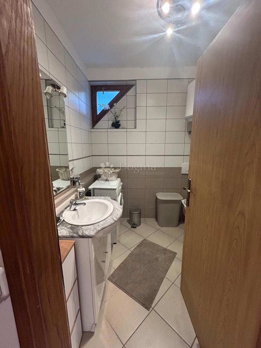 Appartamento Kremenići, Malinska-Dubašnica, 72m2