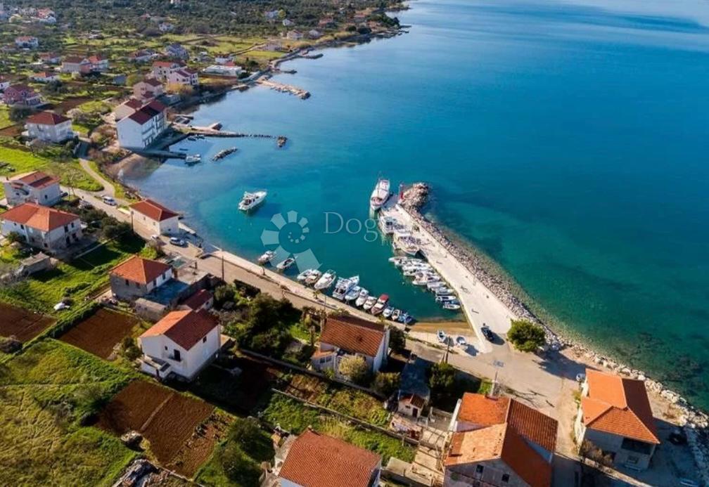 Terreno edificabile Neviđane, Pašman, 1.022m2