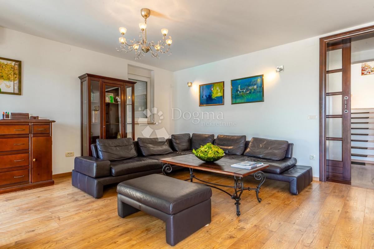 Casa Bribir, Vinodolska Općina, 206m2