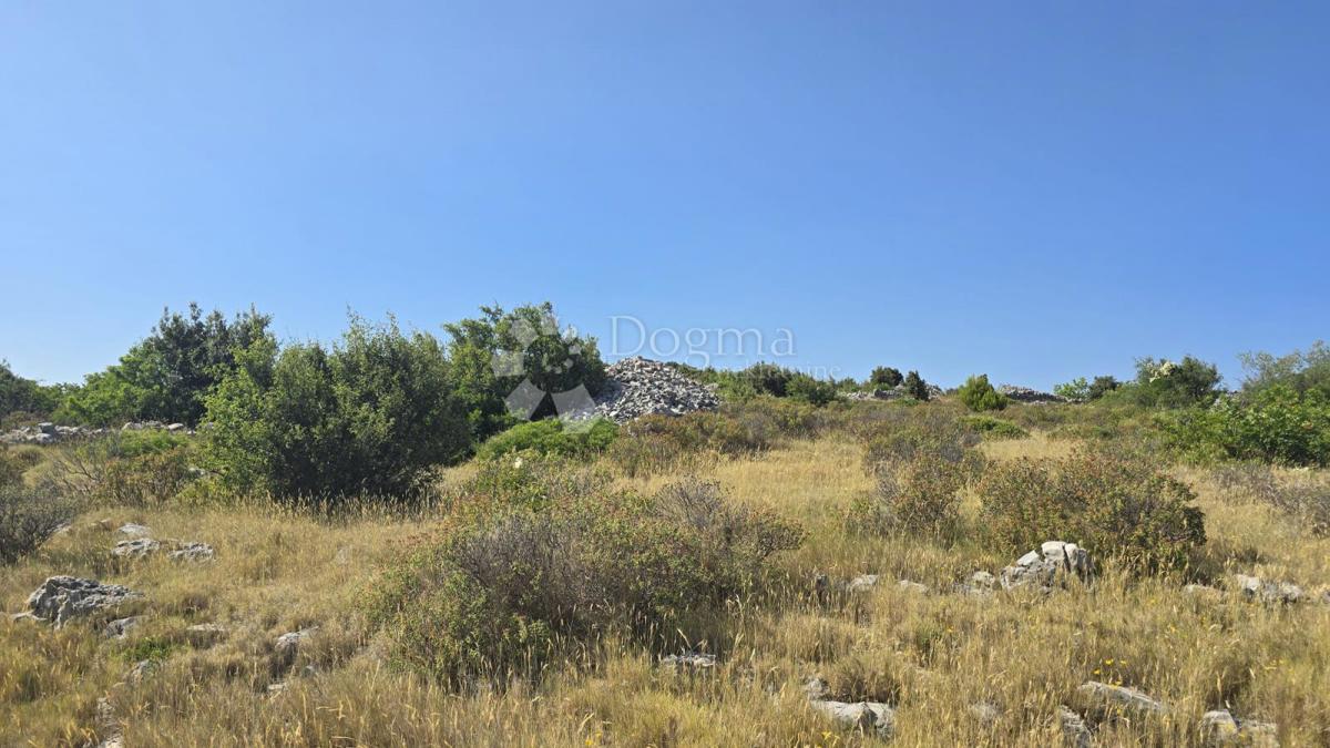 Terreno agricolo Milna, 9.819m2