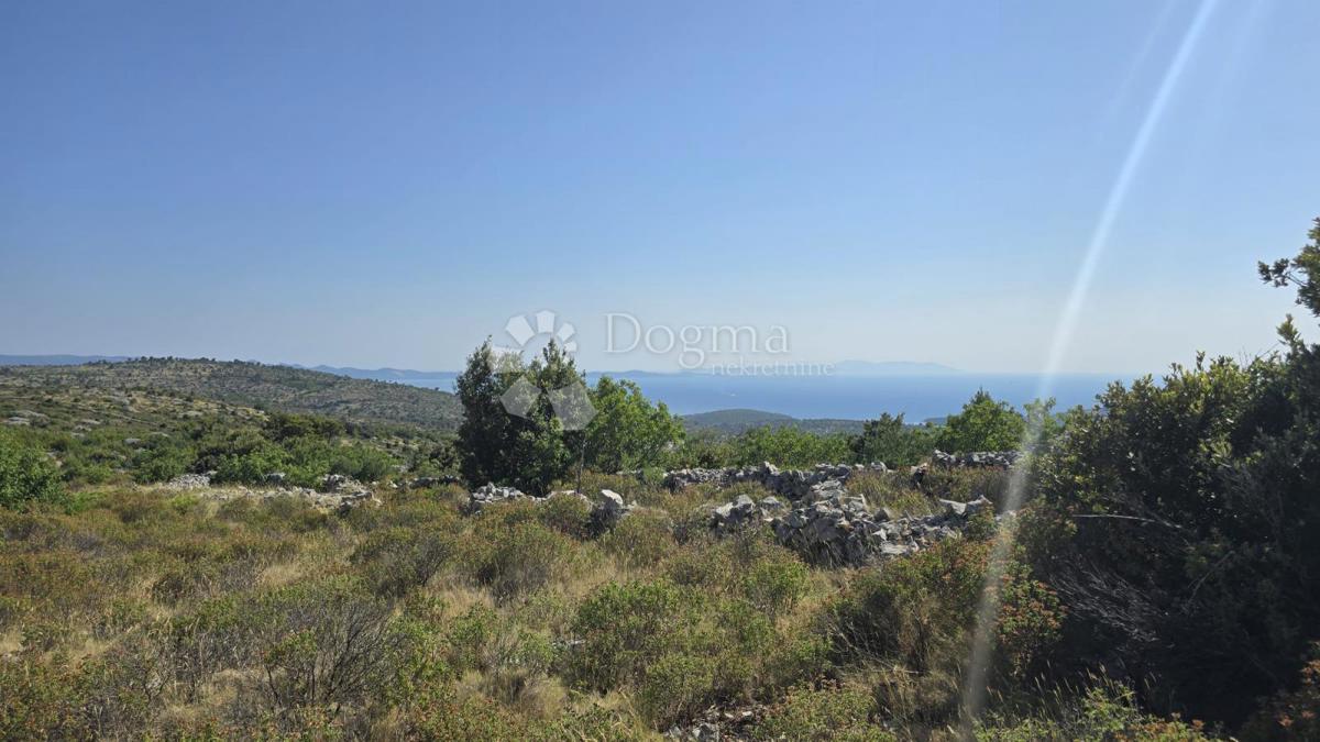 Terreno agricolo Milna, 9.819m2