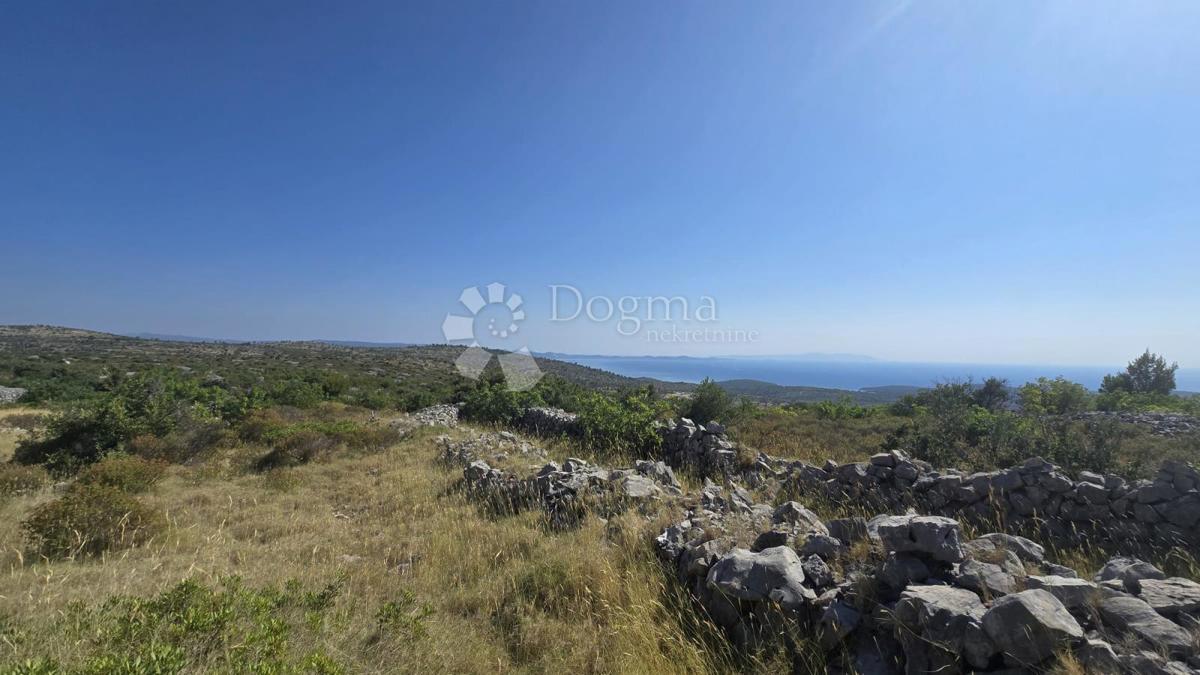 Terreno agricolo Milna, 9.819m2