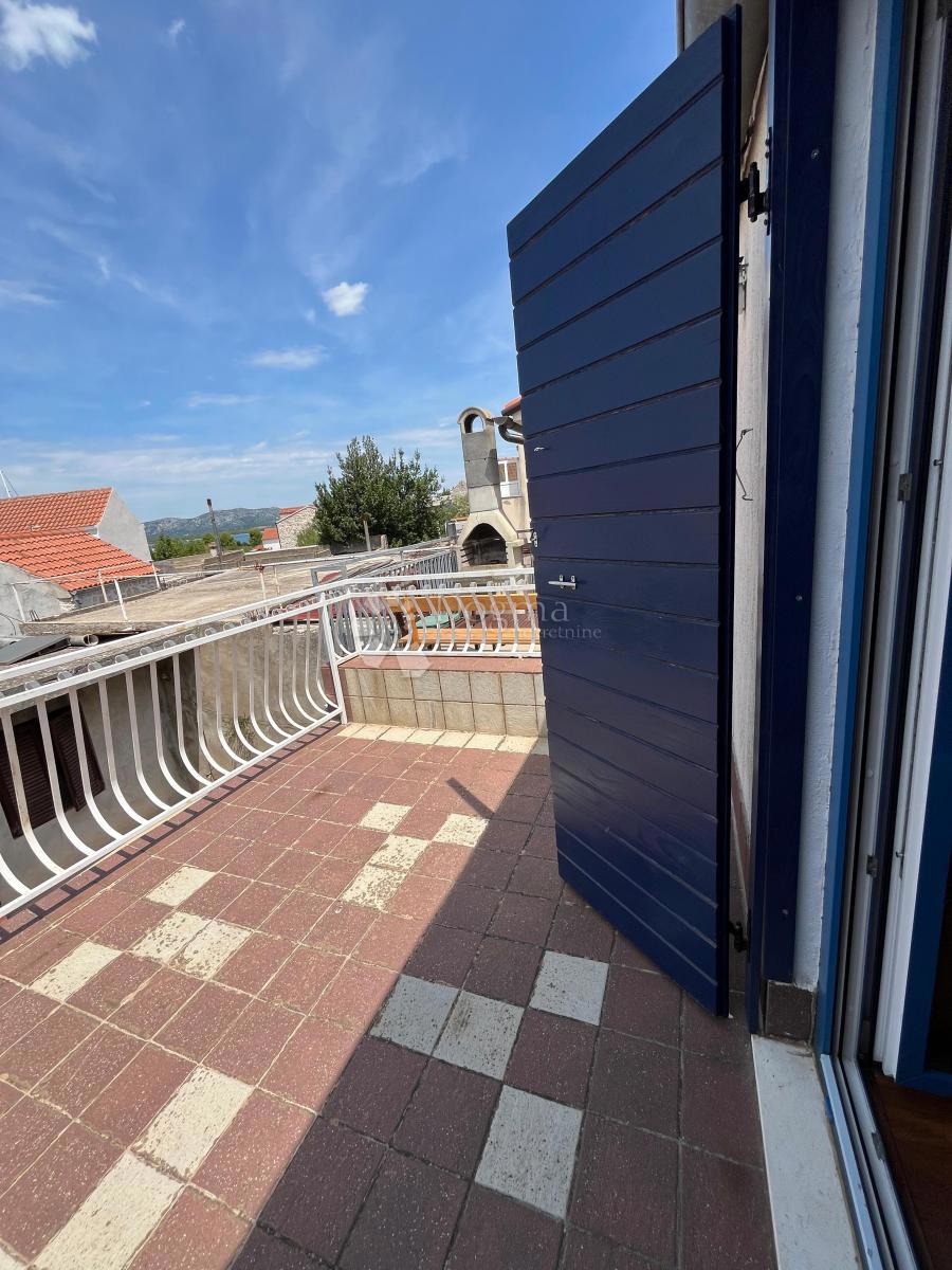 Casa Betina, Tisno, 81m2