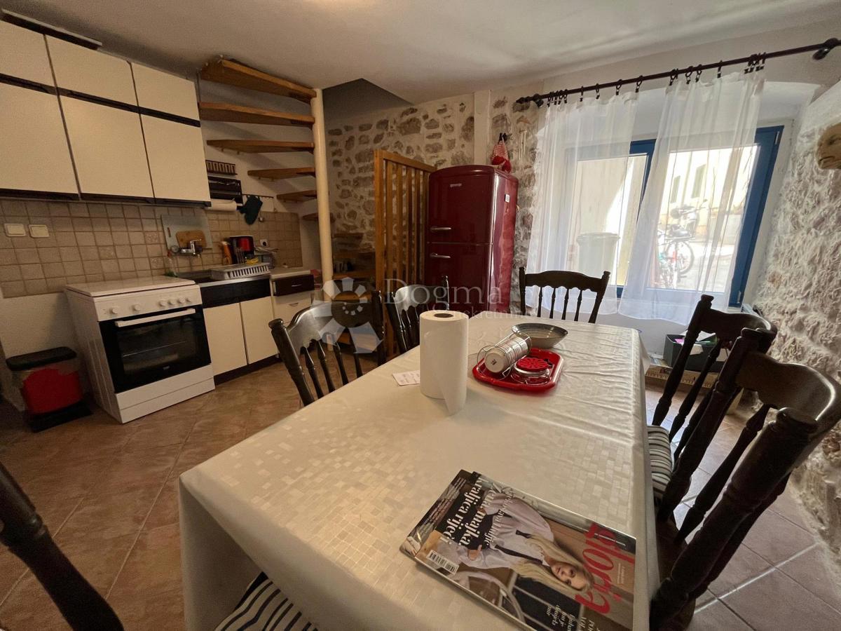 Casa Betina, Tisno, 81m2