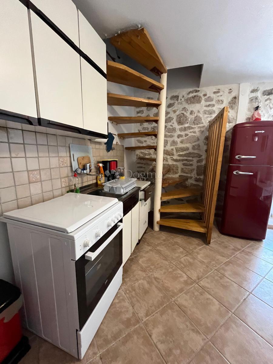 Casa Betina, Tisno, 81m2